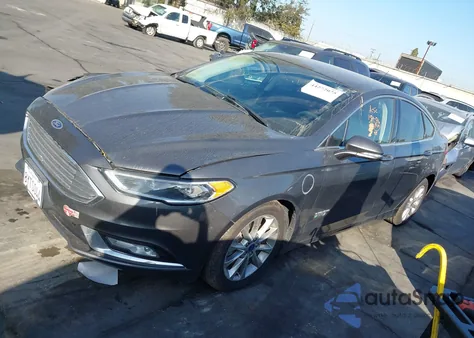 2017 Ford Fusion Energi Se Luxury из США, поврежденный, VIN 3FA6P0PU5HR379853